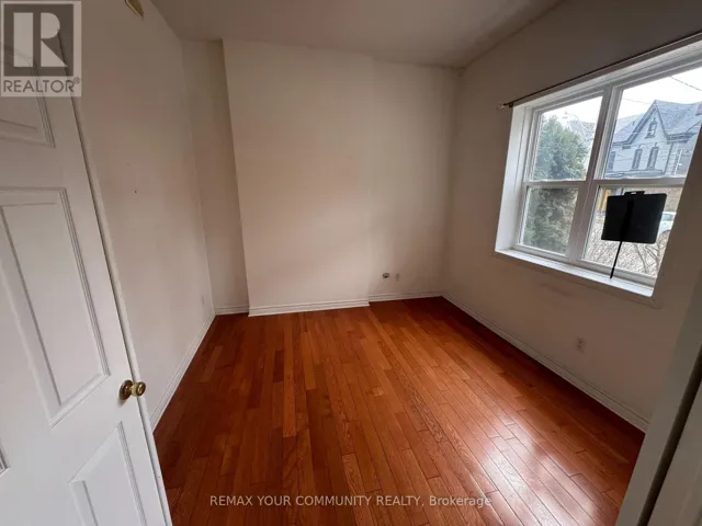 MAIN - 151 DOVERCOURT ROAD, Toronto (Trinity-Bellwoods), Ontario M6J3C5