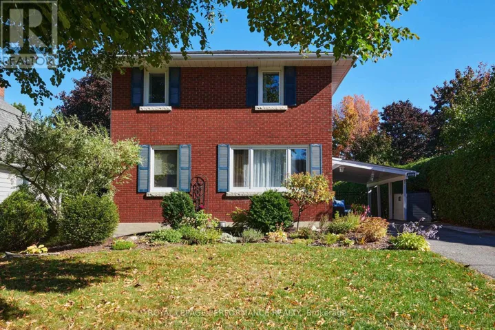2239 WEBSTER AVENUE, Ottawa, Ontario K1H7H1