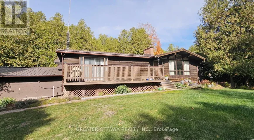 686 JOHN KENNEDY WAY N, Ottawa, Ontario K0A1A0