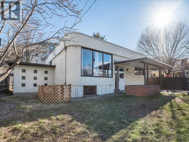 2172 Second Avenue, Trail, British Columbia V1N1N5