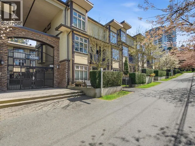 114 5588 PATTERSON, Burnaby, British Columbia V5H0A7