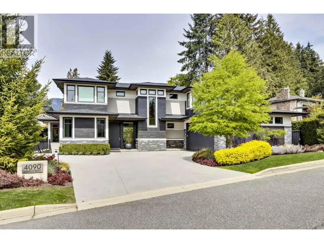 4090 SUNNYCREST DRIVE, North Vancouver, British Columbia V7R3E5