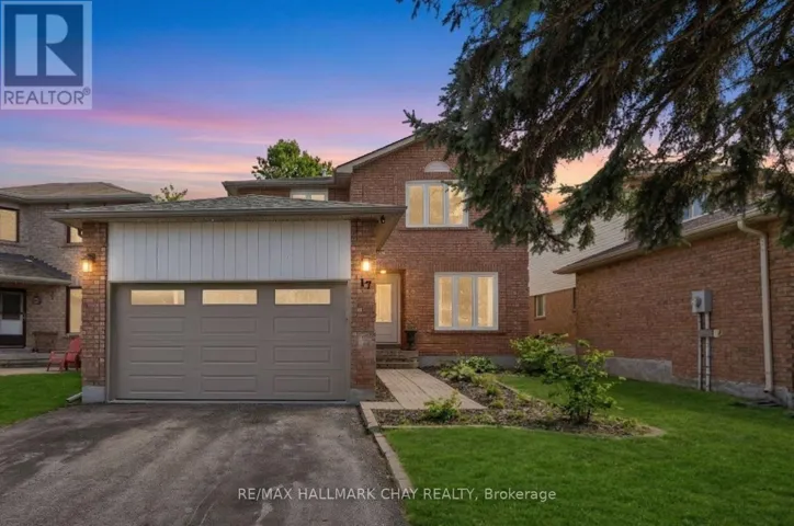 17 CUTHBERT STREET, Barrie (Ardagh), Ontario L4N6X7