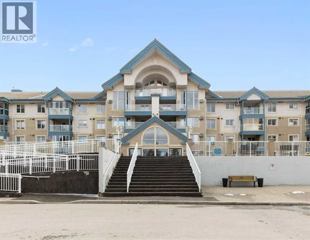 314, 7239 Sierra Morena Boulevard SW, Calgary, Alberta T3H3L7