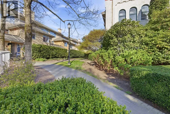 20 3428 ADANAC STREET, Vancouver, British Columbia V5K5H5