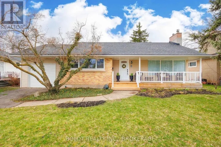 6 MOUNTAINVIEW DRIVE, St. Catharines (Glendale/Glenridge), Ontario L2T3H4