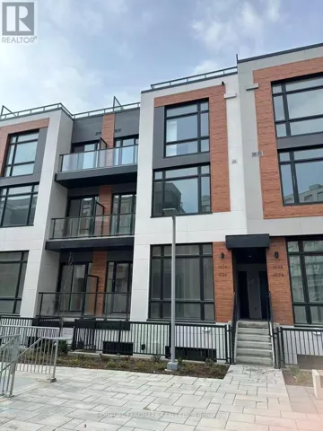 1224 - 8 DAVID EYER ROAD, Richmond Hill, Ontario L4S0N3