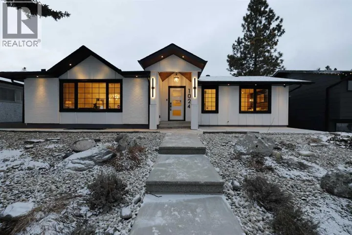 1024 Lake Christina Way SE, Calgary, Alberta T2J2R3