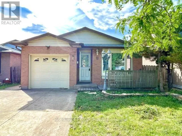 11 DRAKES DRIVE, Hamilton (Stoney Creek), Ontario L8E4G4
