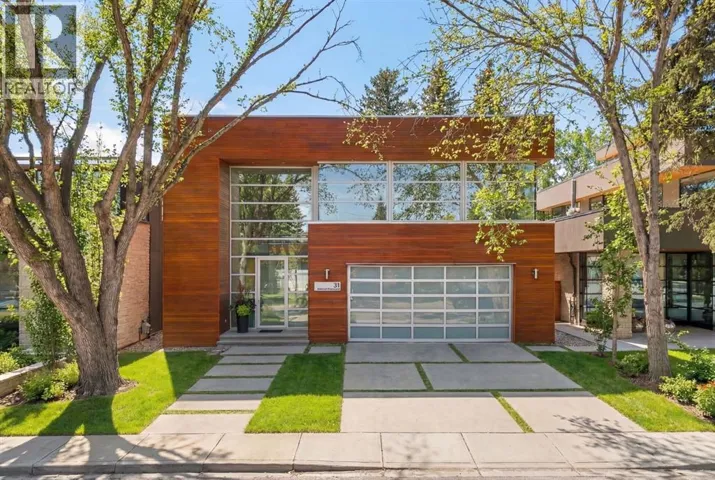 31 Windsor Crescent SW, Calgary, Alberta T2V1V5