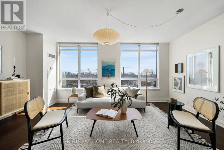 611 - 520 STEELES AVENUE W, Vaughan (Crestwood-Springfarm-Yorkhill), Ontario L4J0H2