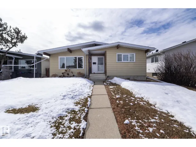 7123 39A AV NW NW, Edmonton, Alberta T6K0R7