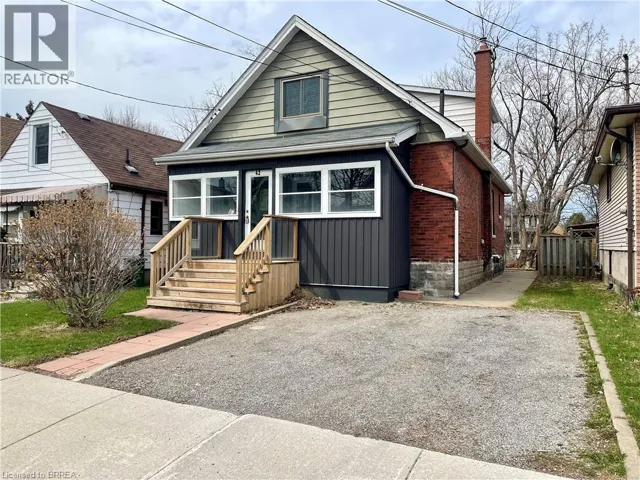 42 EAST 31ST Street, Hamilton, Ontario L8V3N7
