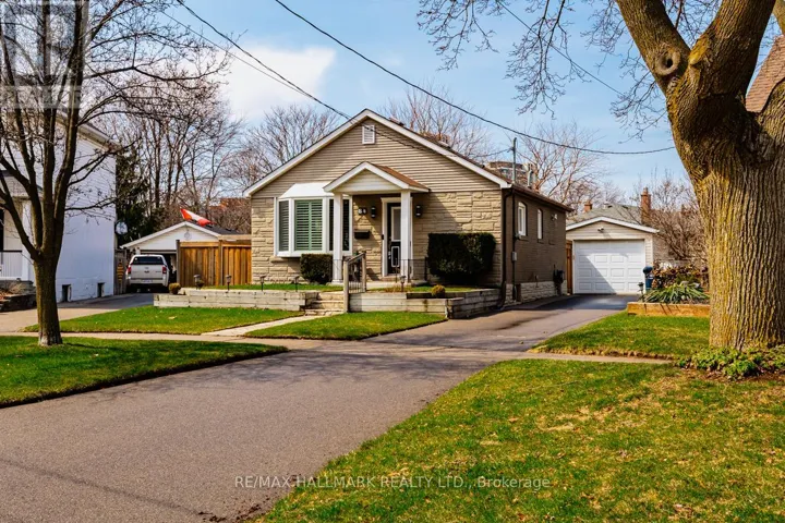 84 DELMA DRIVE, Toronto (Alderwood), Ontario M8W4P1