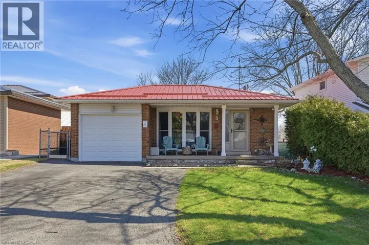 5 BARTON Street, Cayuga, Ontario N0A1E0