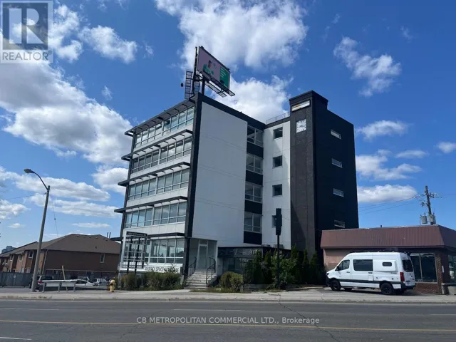 300 - 1880 O'CONNOR DRIVE, Toronto (Victoria Village), Ontario M4A1W9