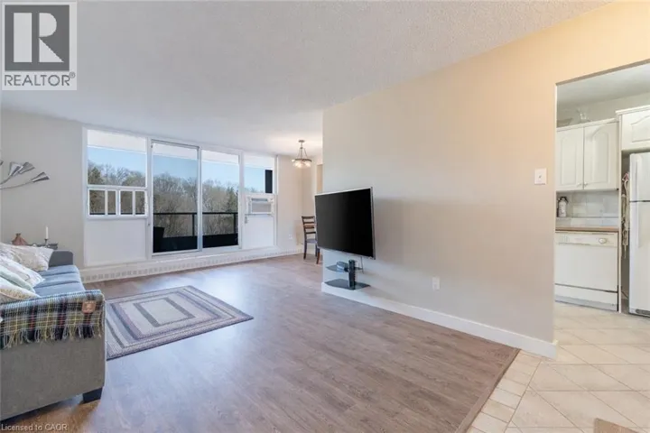 1968 W MAIN Street W Unit# 909, Hamilton, Ontario L8S1J7