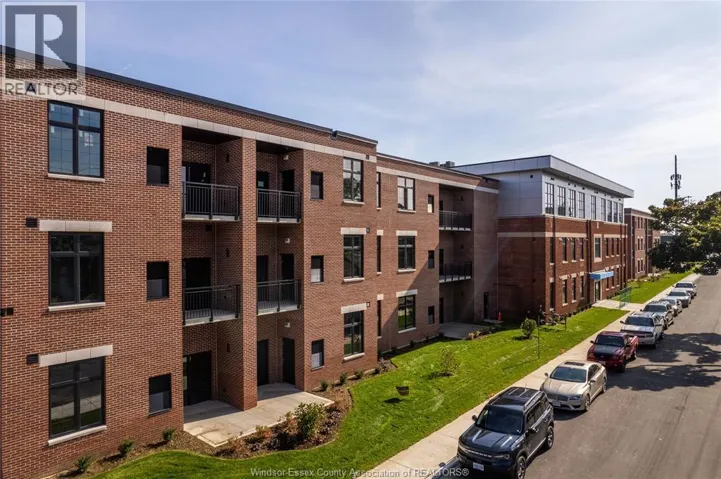 1370 ARGYLE Unit# 126, Windsor, Ontario N8Y0B5