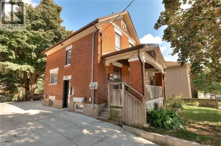 50 WALNUT Street, Kitchener, Ontario N2G1P6