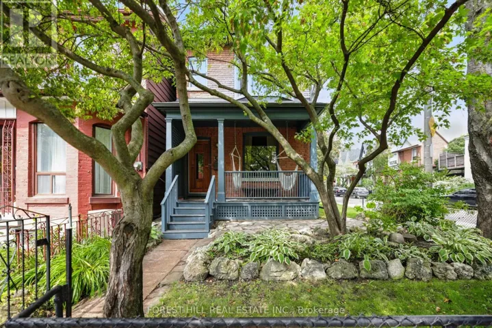 54 AFTON AVENUE, Toronto (Little Portugal), Ontario M6J1S1