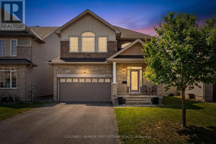 220 DAVE SMITH CRESCENT, Ottawa, Ontario K4M0B7