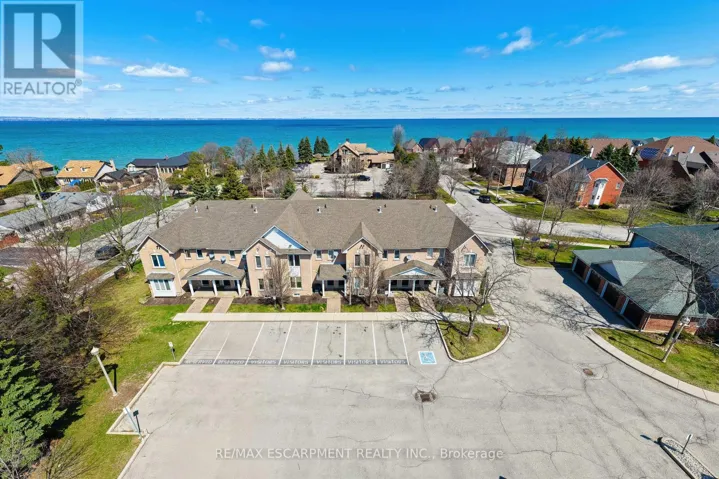 14 - 2 HARBOUR DRIVE, Hamilton (Lakeshore), Ontario L8E6B1