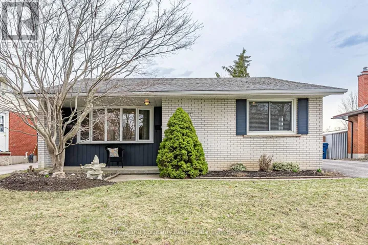 292 REDFORD CRESCENT, Stratford, Ontario N5A1P5