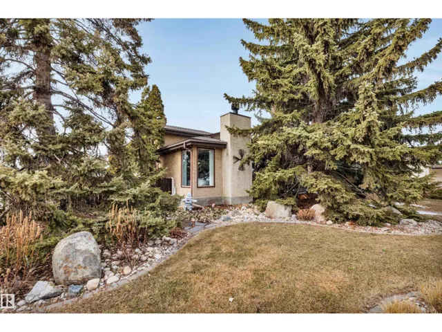 7304 180 ST NW, Edmonton, Alberta T5T2K8