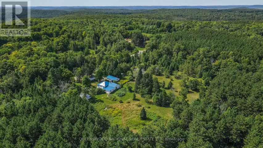 842 CENTREVIEW ROAD, Hastings Highlands (Bangor Ward), Ontario K0J1L0