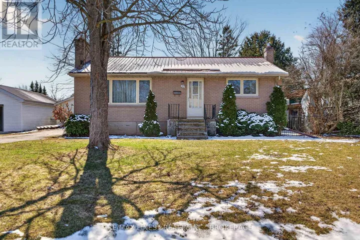 27 LENNOX STREET, Kingston (City SouthWest), Ontario K7M4S1