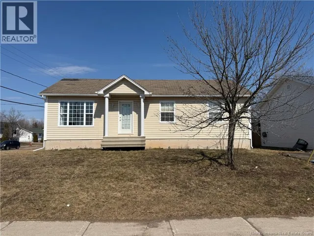 333 Twin Oaks, Moncton, New Brunswick E1G4W7