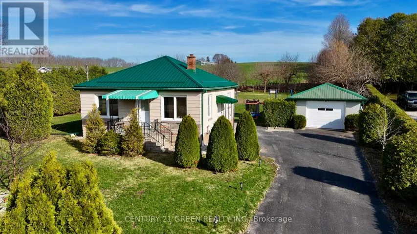 584050 BEACHVILLE ROAD, South-West Oxford, Ontario N5C3J5