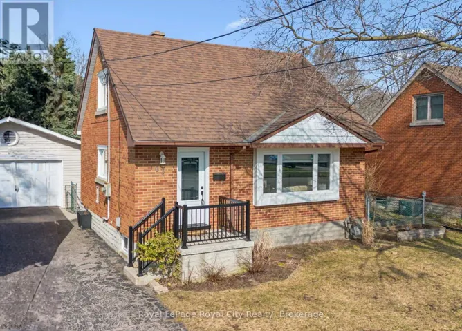 103 WILLIAM STREET, Guelph (St. George's), Ontario N1E5G2