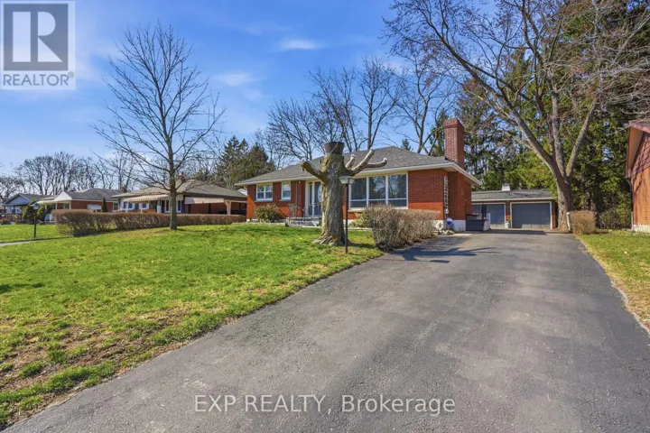 117 LAURENTIAN DRIVE N, London East (East O), Ontario N5W1P1