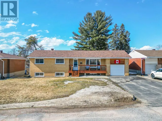 2518 SANDRA AVENUE, North Bay (Widdifield), Ontario P1B7W8