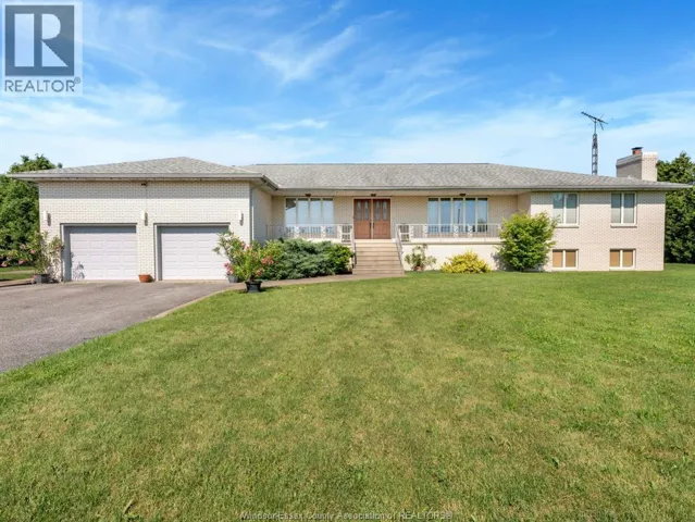 4155 MANNING ROAD, Tecumseh, Ontario N0R1K0