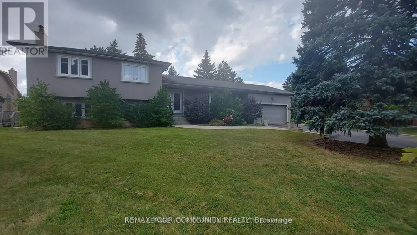 30 FOREST CIRCLE COURT, Vaughan (East Woodbridge), Ontario L4L1N9
