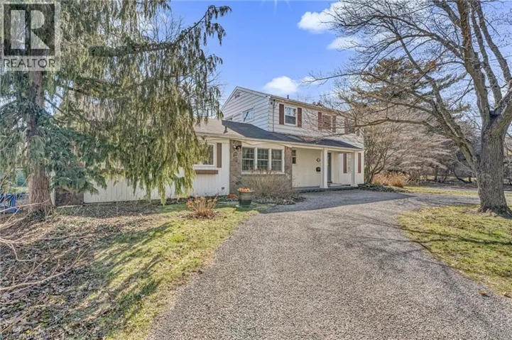 524 MEADOW WOOD Road, Mississauga, Ontario L5J2S3