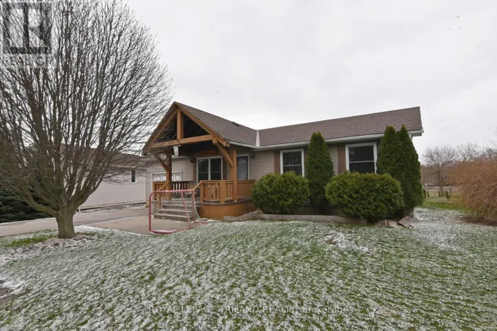 9907 ERIC STREET, Lambton Shores, Ontario N0M2N0
