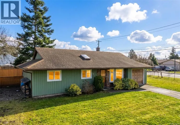 260 Pym St S, Parksville, British Columbia V9P1G7