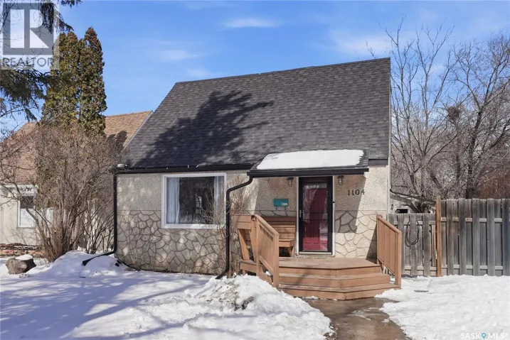 1104 33rd STREET E, Saskatoon, Saskatchewan S7K0S8