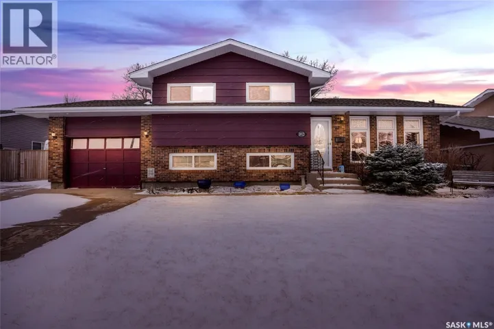 102 Daisy CRESCENT, Moose Jaw, Saskatchewan S6J1C2