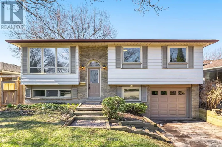 142 OSBORNE CRESCENT NW, Oakville (CP College Park), Ontario L6M1G1