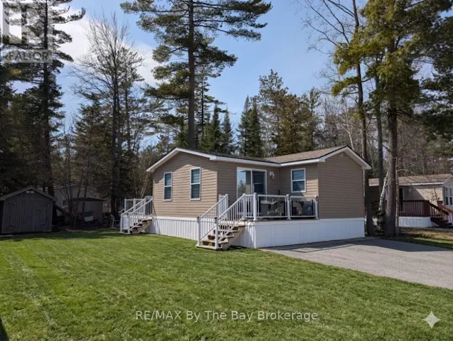 42 TEMAGAMI TRAIL, Wasaga Beach, Ontario L9Z1X7