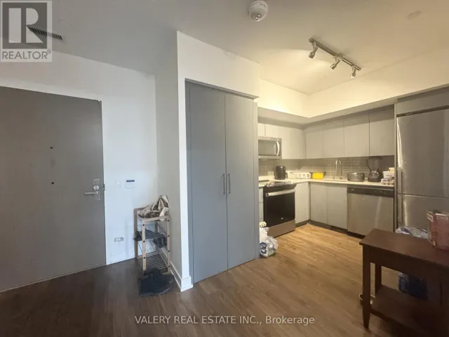 1023 - 30 TRETTI WAY, Toronto (Clanton Park), Ontario M3H0E3