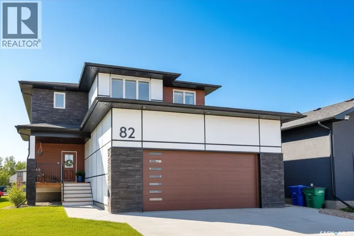 82 Clunie COURT, Moose Jaw, Saskatchewan S6J0E3