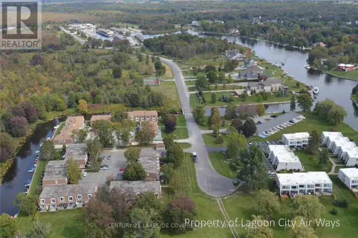 UNIT 4 - 4 PARADISE BOULEVARD, Ramara, Ontario L0K1B0