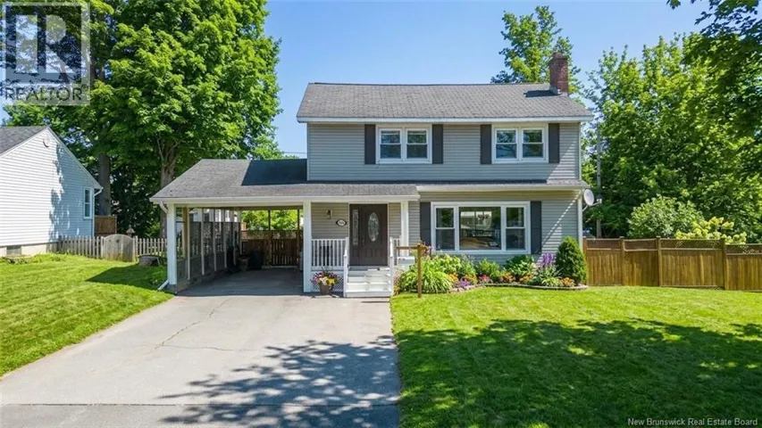 204 Willow Avenue, Fredericton, New Brunswick E3A2E4