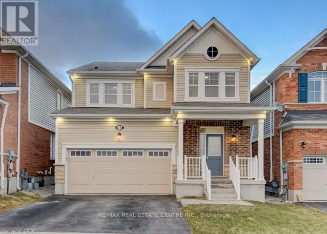 11 COMPASS TRAIL, Cambridge, Ontario N3E0B7
