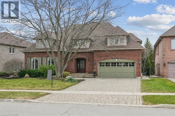 1494 THE LINKS Drive, Oakville, Ontario L6M2P2
